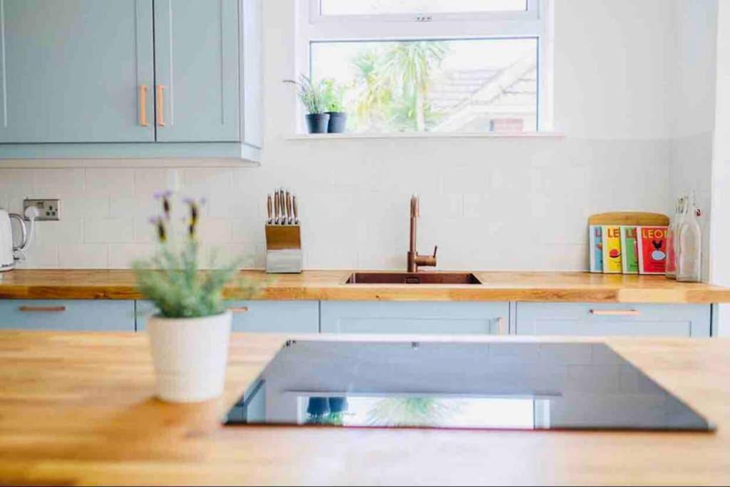 Gorgeous Luxury Chalet, New Forest & Coast & Hordle Buitenkant foto